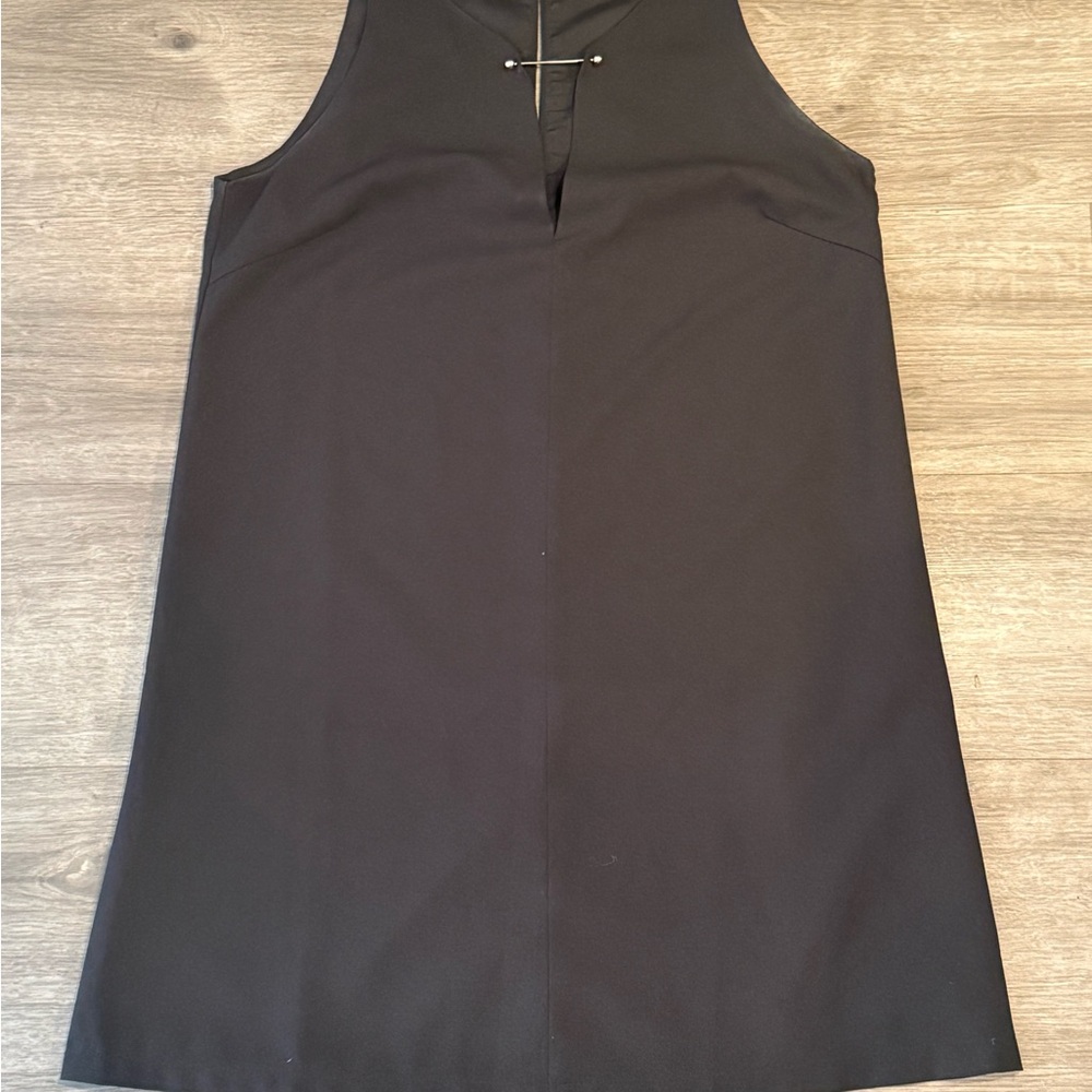 Lulu's Classic Black V-Neck mini dress